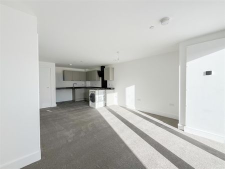 Flat 60, 5 Martin Court, Hastings, TN34 1EF - Photo 4