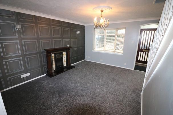 3 bedroom semi-detached house to rent - Photo 1