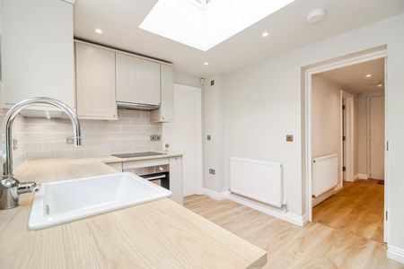 Lakes Lane, Beaconsfield,HP9 - Photo 3