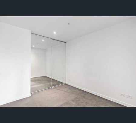 1305/250 City Road, Southbank, Vic 3006 - Photo 2