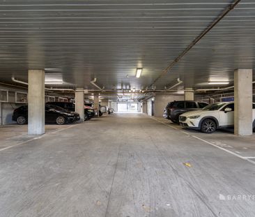 Modern Apartment Living in Prime Epping Location - Photo 6