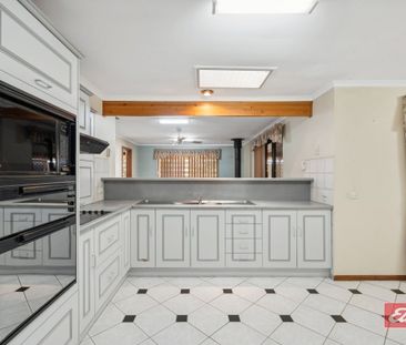 14 Edward Crescent - Photo 6