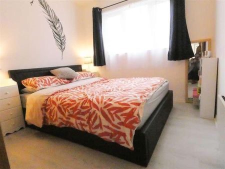 Ground Floor Flat Pavilion Way, Edgware, HA8 - Photo 3