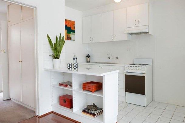 Unit 2/2 Marriott Street, St Kilda. - Photo 1