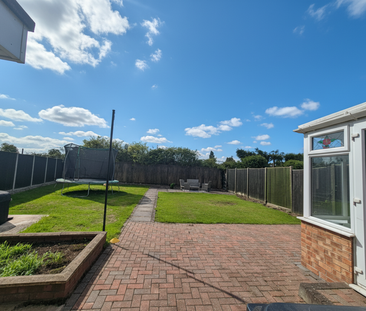3 bedroom semi-detached house to rent - Photo 1