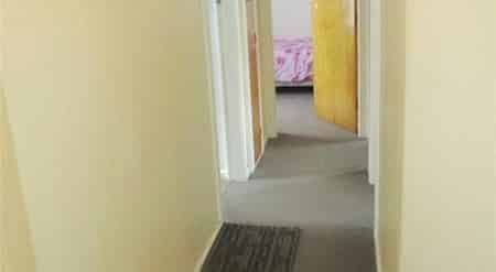 3-Bed Hornby, Large Yard, Woolworths & Mall Nearby - Photo 2