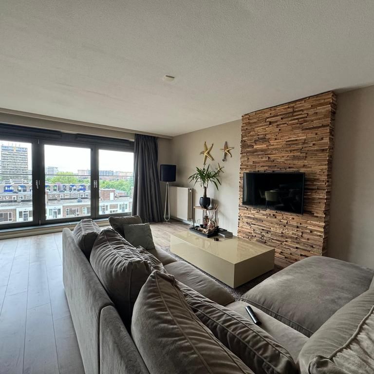 Te huur: Appartement Oppert in Rotterdam - Photo 1