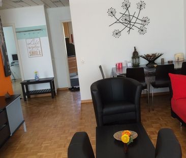 Fully furnished 3.5-room apartment in Glattbrugg, ideal for expats,... - Photo 2