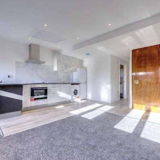 High Street, Ruislip, HA4 - Photo 1