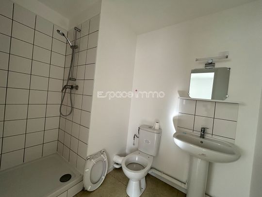 Location Appartement 1 pièce 30m² LE GRAND QUEVILLY 76120 - Photo 1