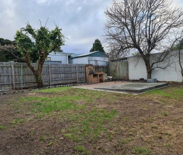 Perfect Home in Great Location - Photo 6