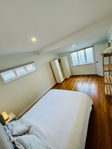 Scarborough - Photo 2