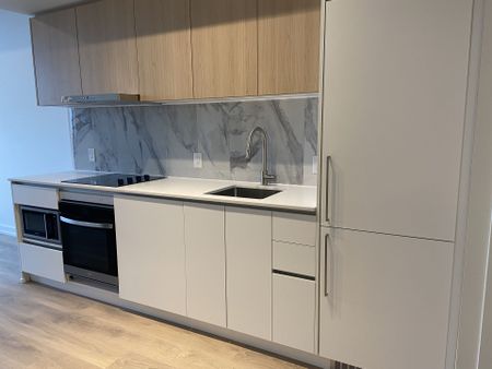 For Lease - 1100 Sheppard Avenue Unit# LPH 02, Toronto, Ontario - Photo 2