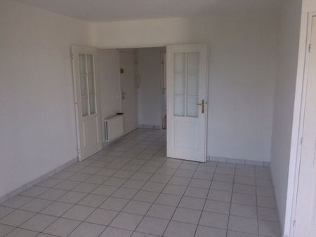 APPARTEMENT T3 A LOUER - Photo 5