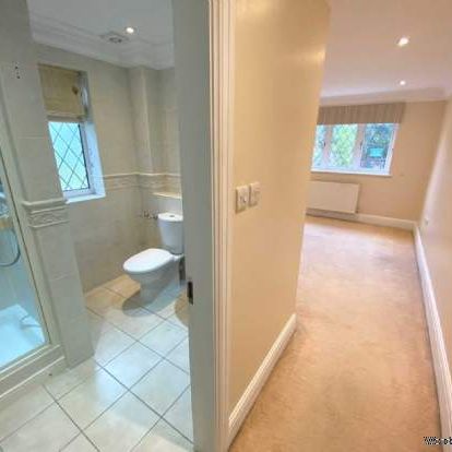 5 bedroom property to rent in Radlett - Photo 1