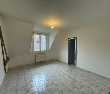 Location Appartement 2 pièces 47m² - Photo 3