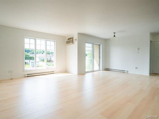 8645 Place du Charpentier, app.11, J7N 0C1, Mirabel - Photo 1