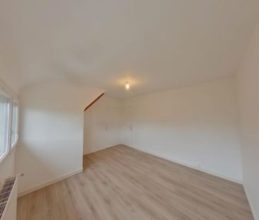 Location Maison 4 pièces 130m² ROCHECORBON 37210 - Photo 6