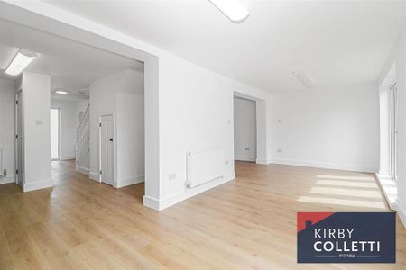 3 bedroom semi-detached house to rent - Photo 3