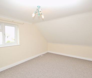 Doveshill Crescent, Bournemouth - Photo 3