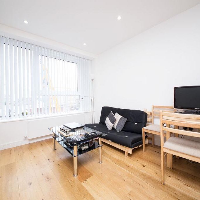 Studio to rent - Photo 1