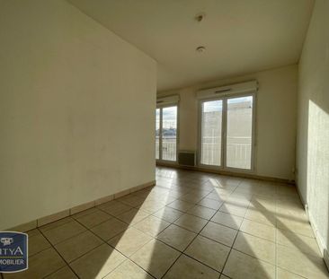 Location Appartement 1 pièce 38m² BEZIERS 34500 - Photo 2