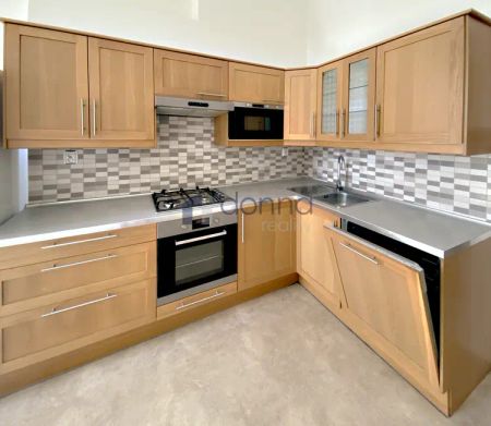 Pronájem velkého bytu 3+1/2xB, 120 m - Photo 3