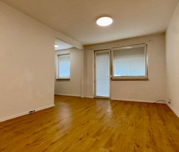 PRENÁJOM: KOMPLETNE OBNOVENÝ 2IZBOVÝ BYT, ZÁHRADNÍCKA UL. DUNAJSKÁ ... – Fotografia 2