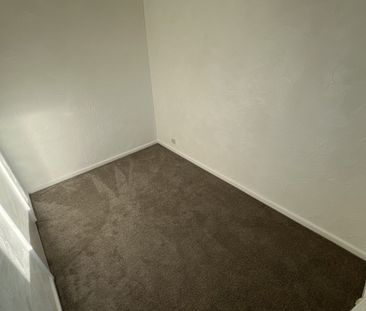 Canterbury Way - Photo 3