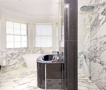 Oxshott Lodge is a luxury development of ten apartments with this s... - Photo 6