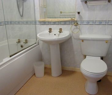 54 Roslin Place, AB24 5BL, Aberdeen - Photo 4