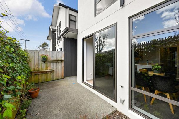 Terrific Townhouse - Photo 1