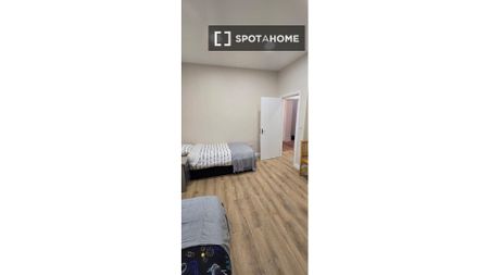 Room in shared apartment for rent in Inns Quay, Dublin - Photo 2