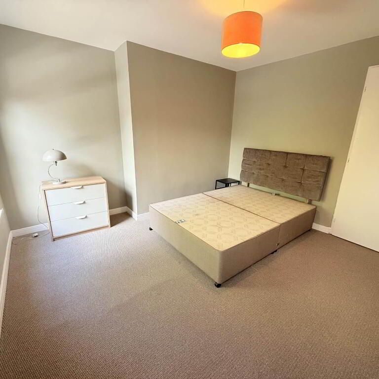 92 Maryville Street, Belfast, BT7 1AE - Photo 1