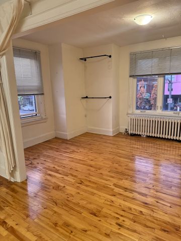 For Lease - 781 St. Clair Avenue Unit# 12, Toronto, Ontario - Photo 2