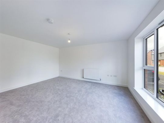 4 bedroom detached house to rent - Photo 1