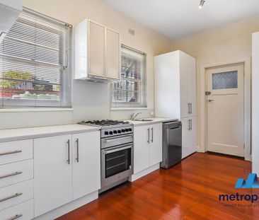 4/89 Addison Street, ELWOOD, VIC - Photo 2