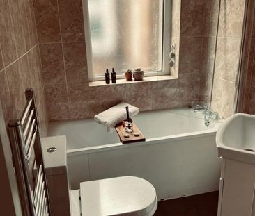 Room in a Shared House, Amesbury Ave, SW2 - Photo 2