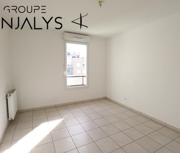 Location Appartement 3 pièces 66m² ST FONS 69190 - Photo 4