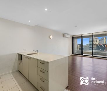 HARBOUR VIEW & LOCATION! - Photo 5