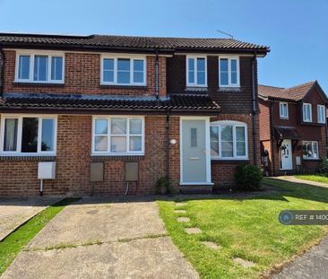 4 bedroom semi-detached house to rent - Photo 6