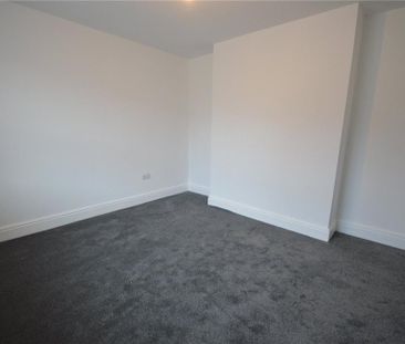 2 bedroom property to rent - Photo 6
