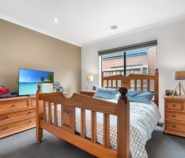 8 Egerton Street, Officer VIC 3809 - House For Rent | Domain - Photo 3