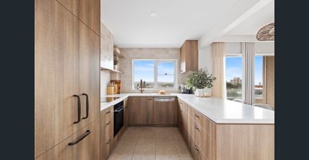 Oversized Executive Apartment - Photo 5