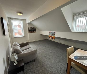 1 bedroom flat to rent - Photo 4