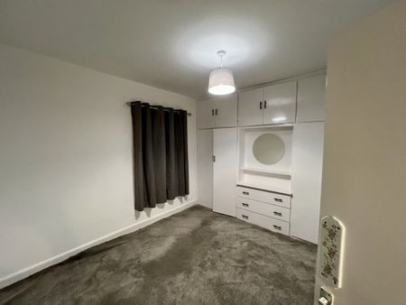 Well Presented 2-Bed Home Close to Local Amenities & Transport Links – ST5 - Photo 4