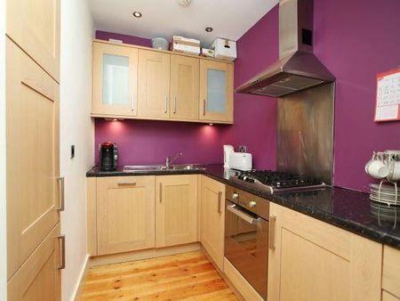 1 bedroom flat to rent - Photo 4