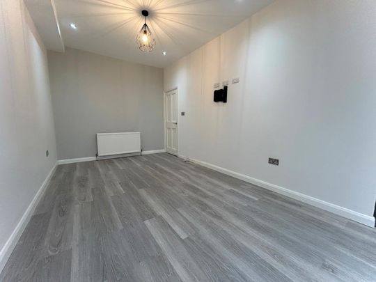 4 bedroom house to rent - Photo 1