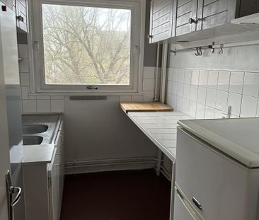 A LOUER T2 AVEC PARKING SUR LILLE - Photo 4