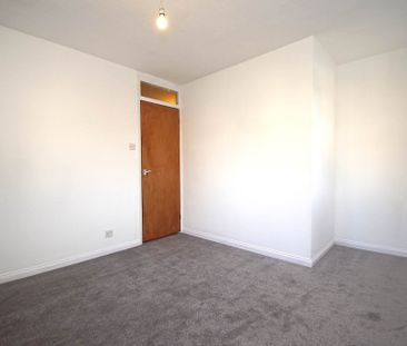 1 bed Terraced for rent - Photo 3